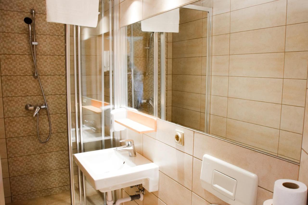 Csikar Csarda Es Panzio Otel Kőszeg Dış mekan fotoğraf